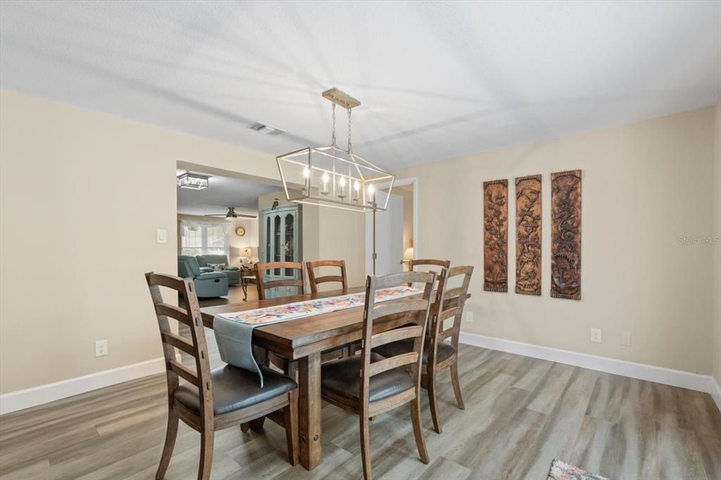 Active With Contract: $599,000 (3 beds, 2 baths, 1566 Square Feet)