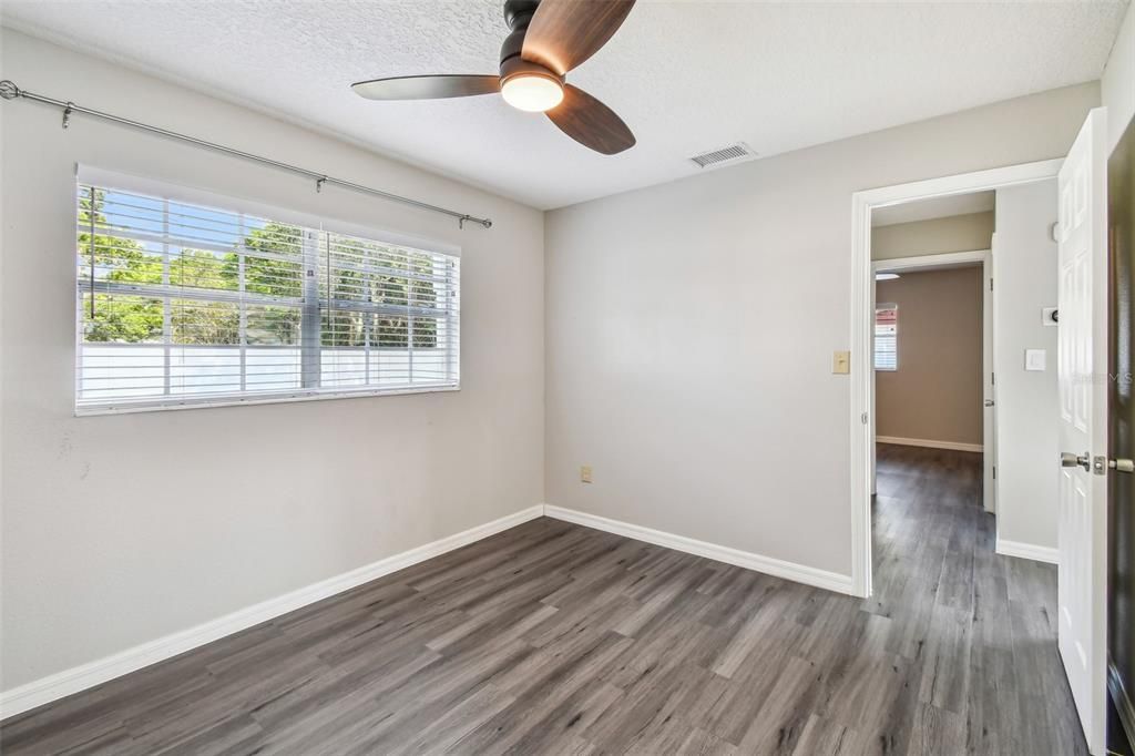 Active With Contract: $299,900 (3 beds, 2 baths, 1414 Square Feet)