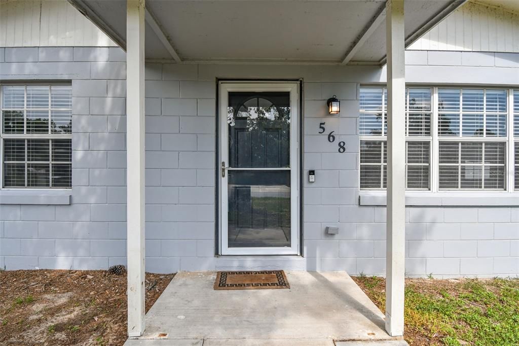 Active With Contract: $299,900 (3 beds, 2 baths, 1414 Square Feet)