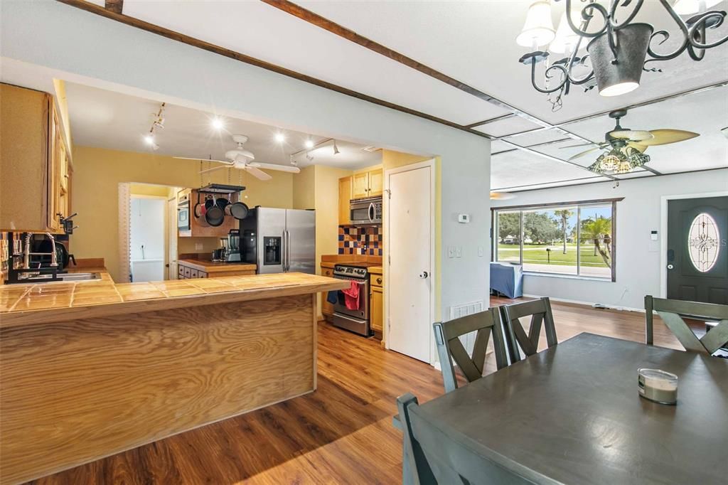 Breakfast bar in kitchen