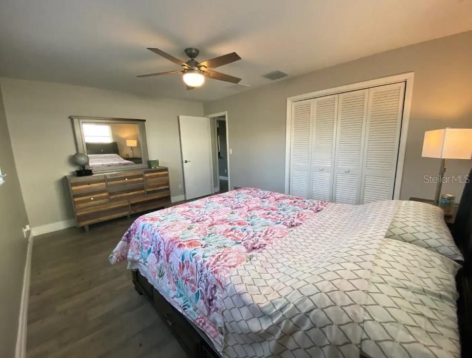 2nd bedroom