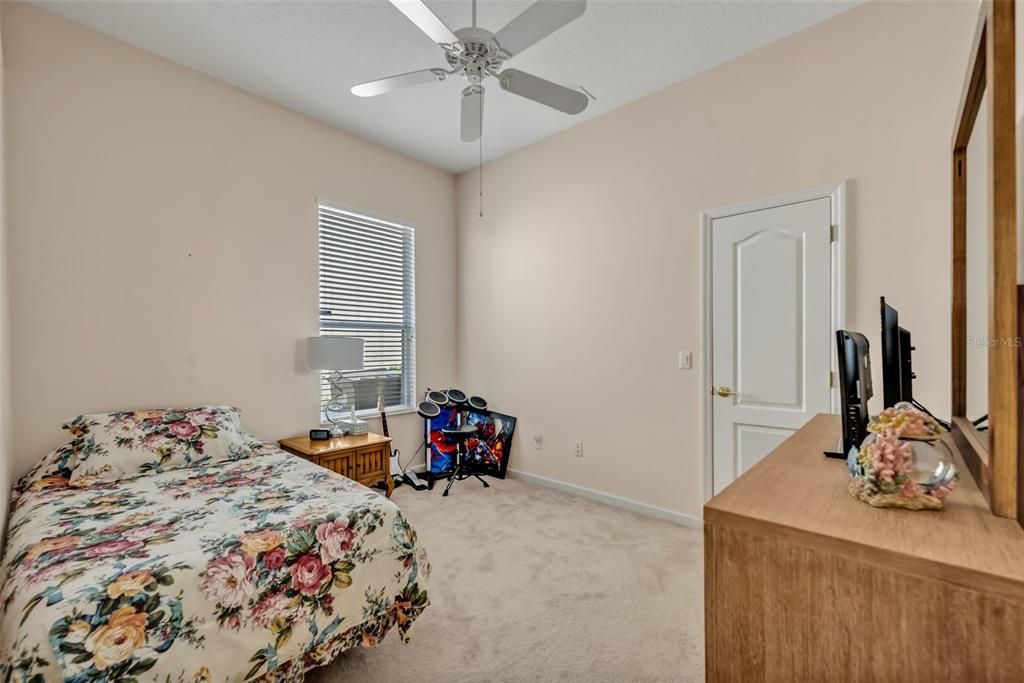 2nd Bedroom