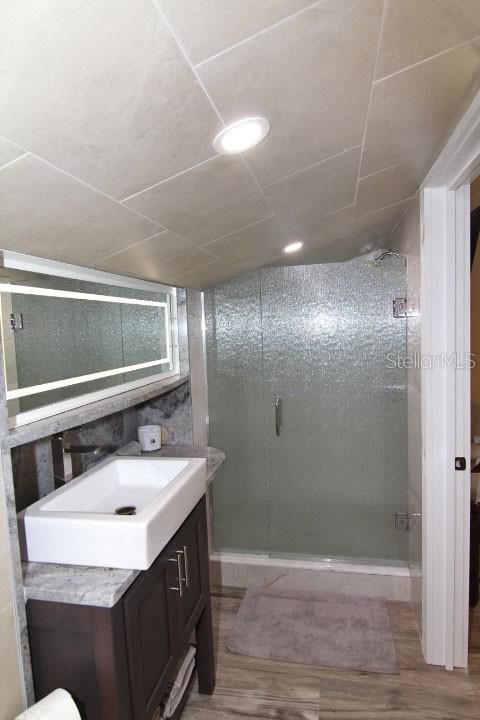 Upstairs bathroom