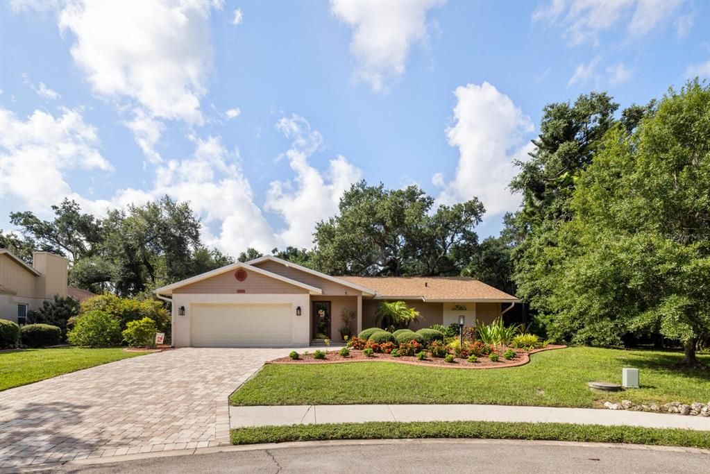 Active With Contract: $524,900 (3 beds, 2 baths, 1747 Square Feet)