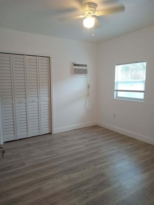 For Rent: $1,700 (1 beds, 1 baths, 400 Square Feet)