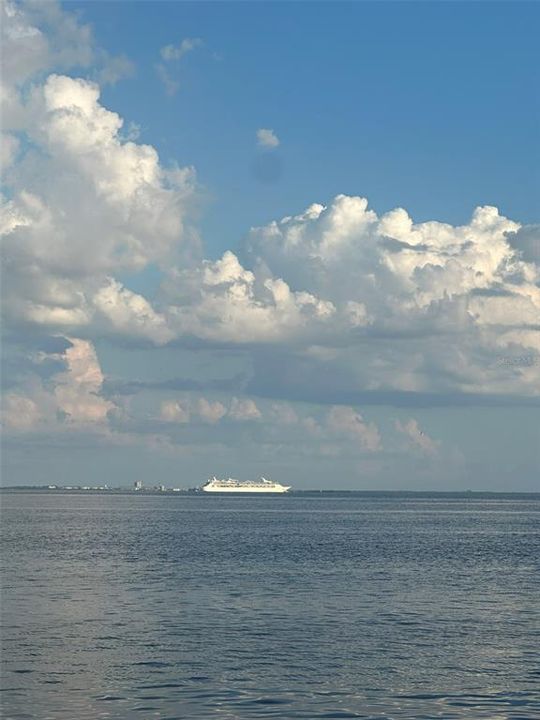 For Sale: $1,998,799 (3 beds, 2 baths, 3360 Square Feet)