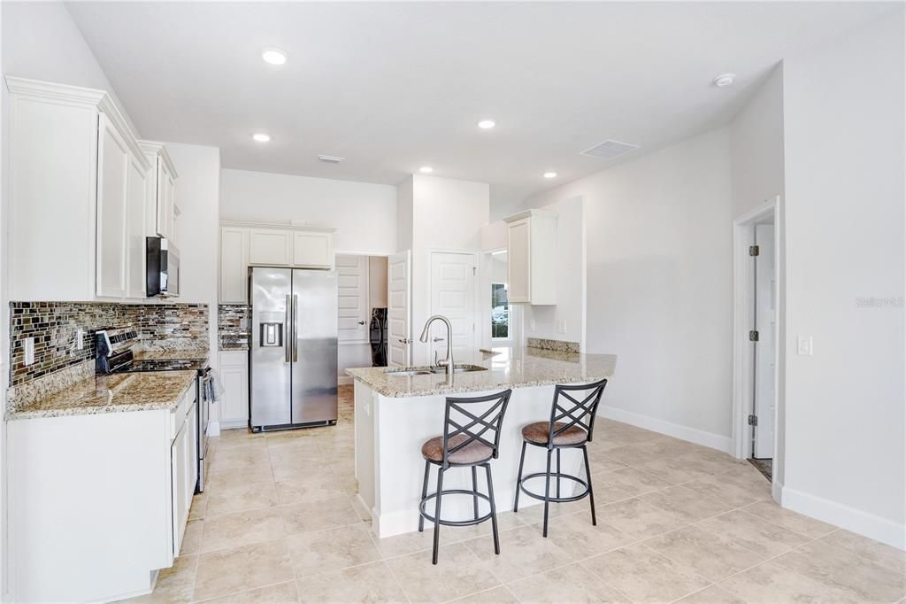 For Sale: $352,500 (3 beds, 2 baths, 1477 Square Feet)