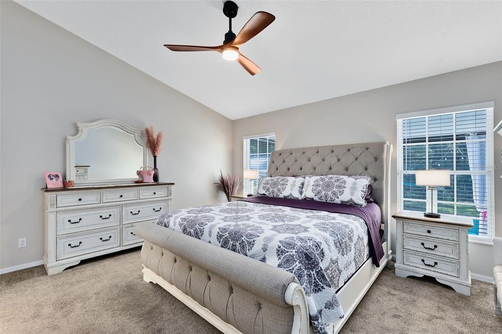 Spacious Master Bedroom overlooking the pool