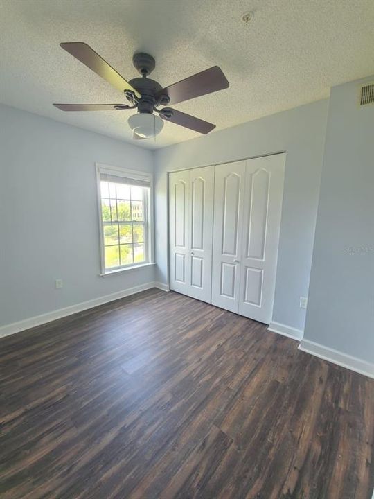 For Rent: $1,700 (2 beds, 1 baths, 830 Square Feet)