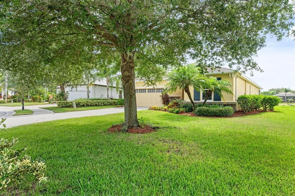 For Sale: $499,000 (3 beds, 2 baths, 1849 Square Feet)