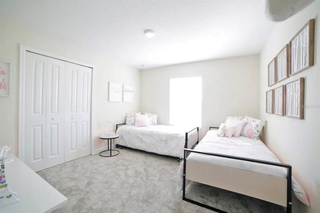 合同活跃: $2,995 (5 贝兹, 4 浴室, 2168 平方英尺)