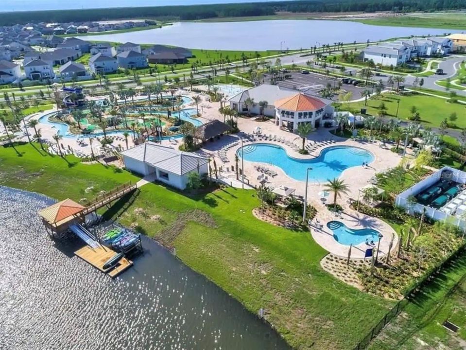 合同活跃: $2,995 (5 贝兹, 4 浴室, 2168 平方英尺)