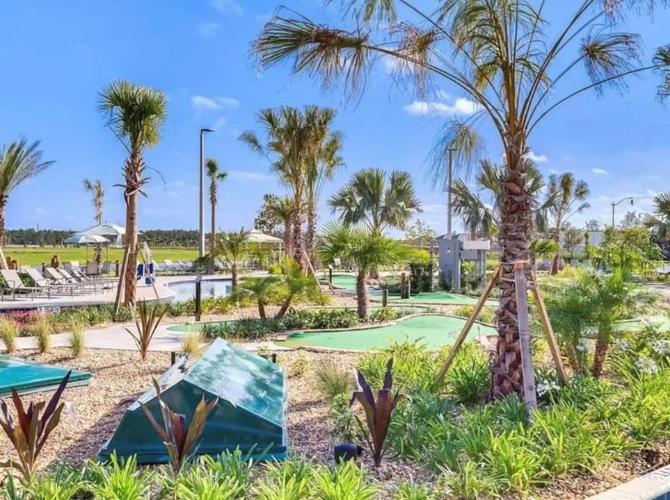 合同活跃: $2,995 (5 贝兹, 4 浴室, 2168 平方英尺)