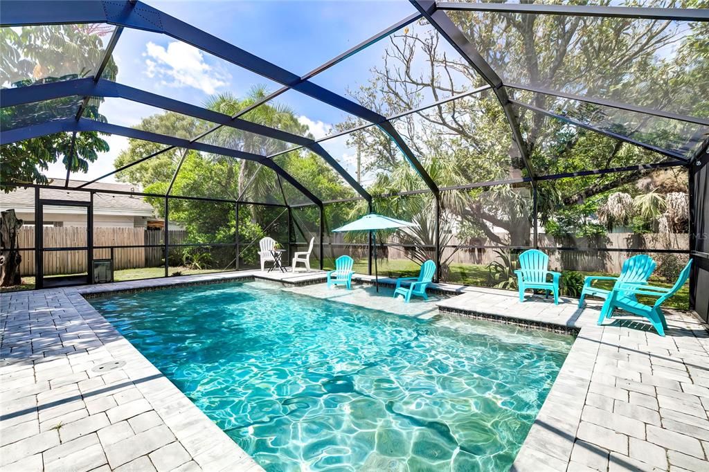 Active With Contract: $699,000 (4 beds, 2 baths, 2333 Square Feet)