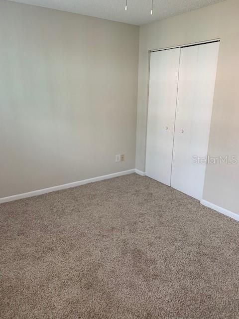 Active With Contract: $1,500 (2 beds, 2 baths, 897 Square Feet)