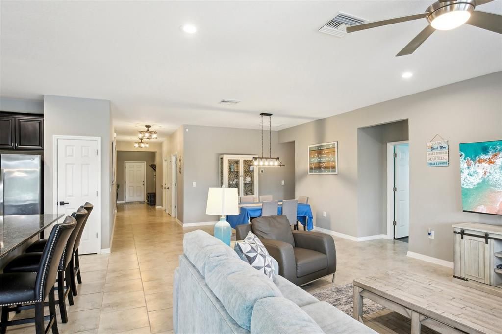 Active With Contract: $539,800 (4 beds, 3 baths, 2313 Square Feet)