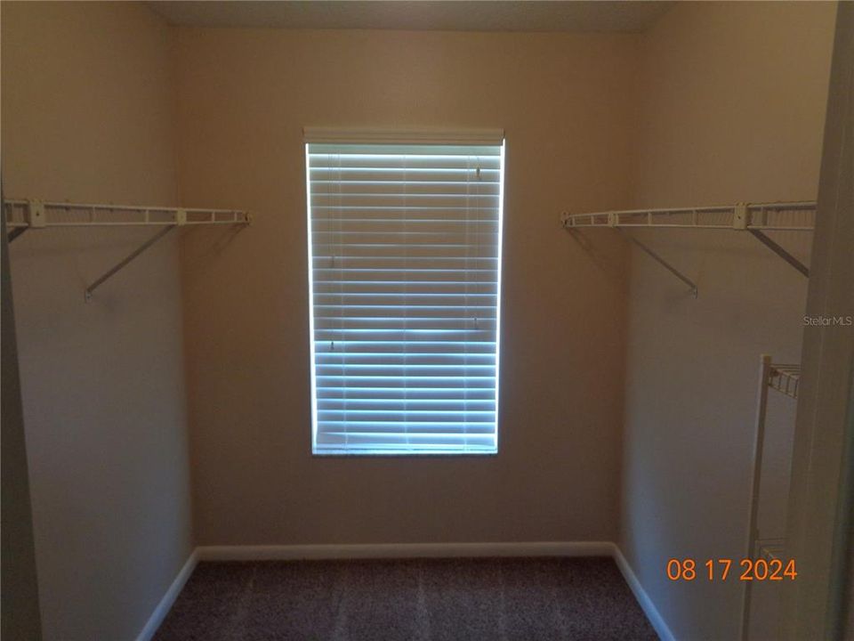 For Rent: $2,195 (2 beds, 2 baths, 1176 Square Feet)