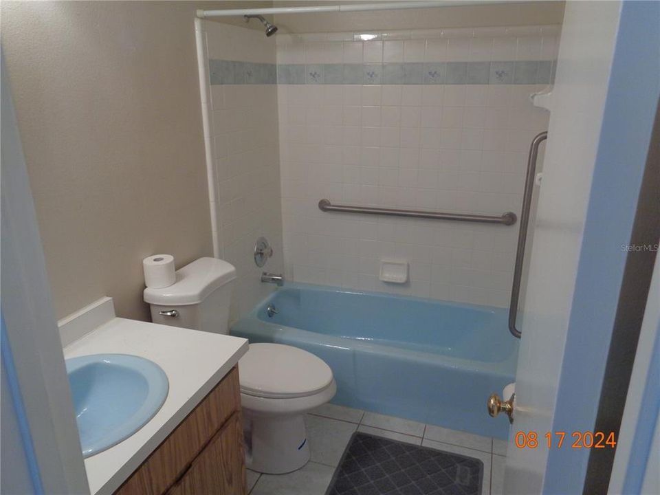 For Rent: $2,195 (2 beds, 2 baths, 1176 Square Feet)