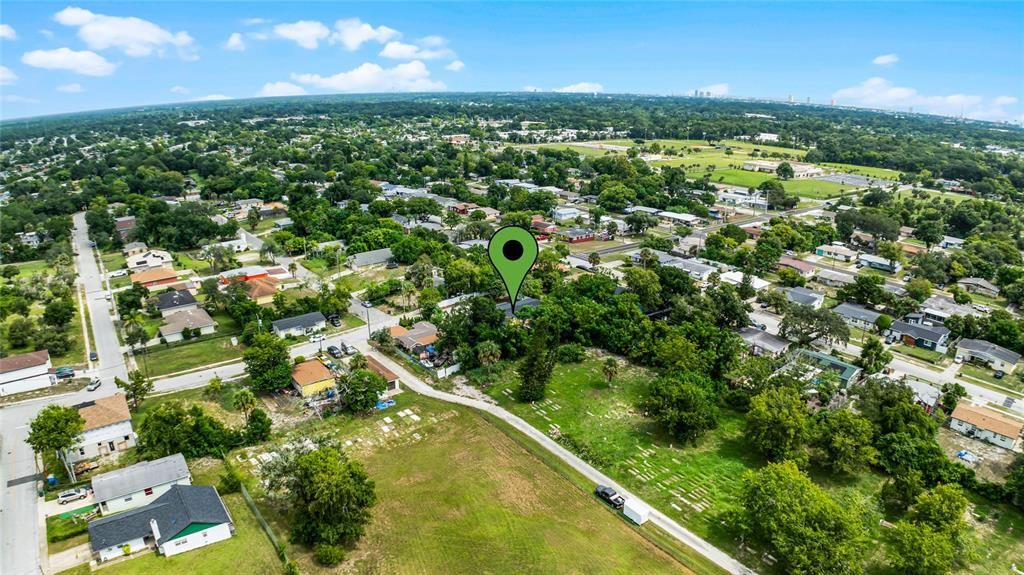 Active With Contract: $305,000 (5 beds, 3 baths, 2700 Square Feet)