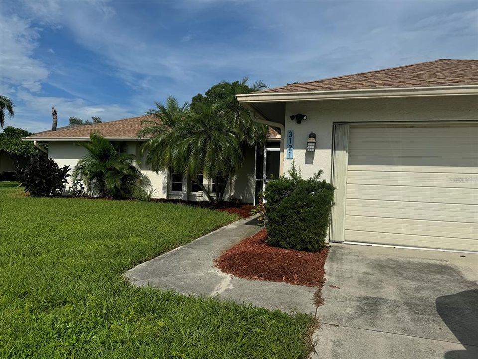 For Sale: $379,900 (3 beds, 2 baths, 1620 Square Feet)