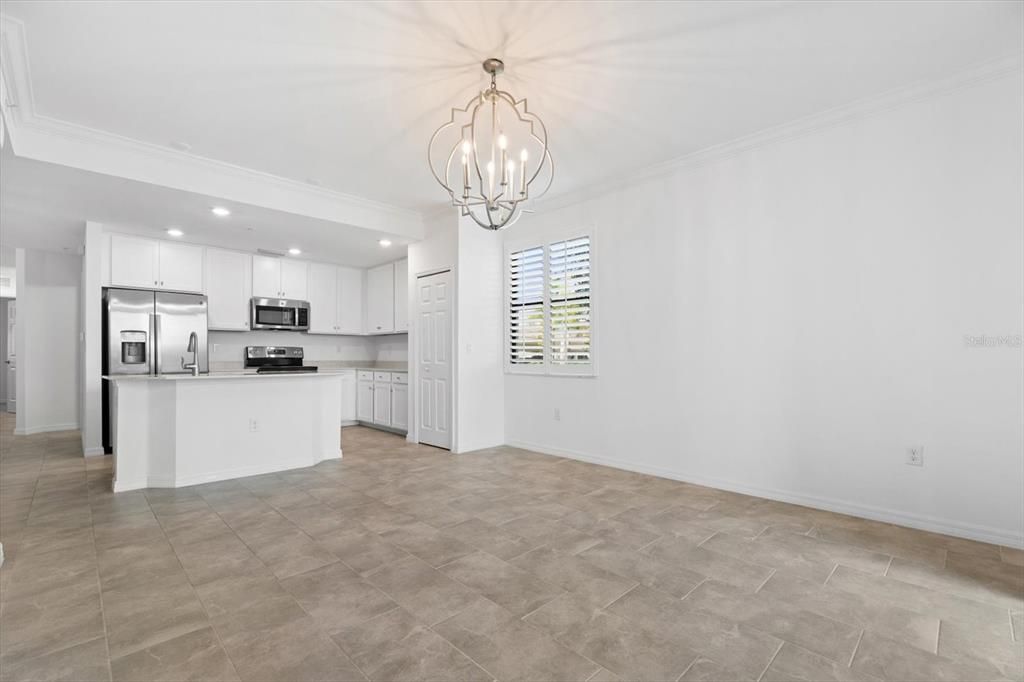 Active With Contract: $2,500 (3 beds, 2 baths, 1301 Square Feet)