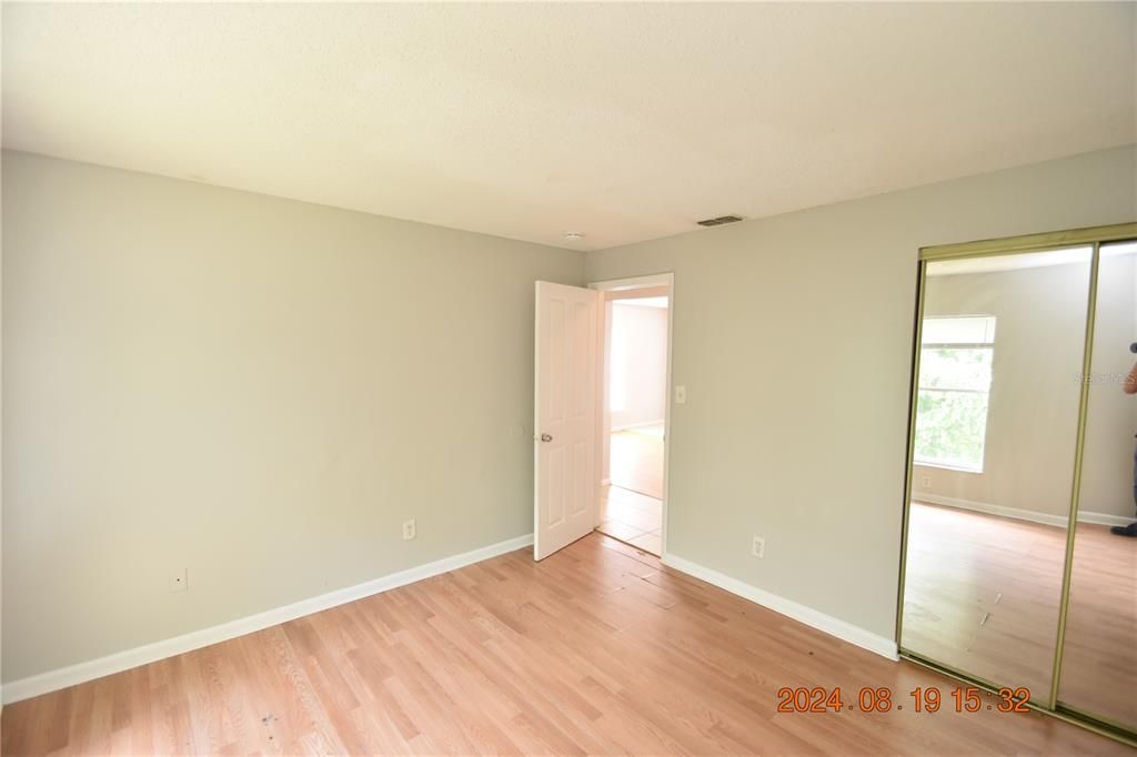 For Rent: $1,195 (2 beds, 1 baths, 705 Square Feet)