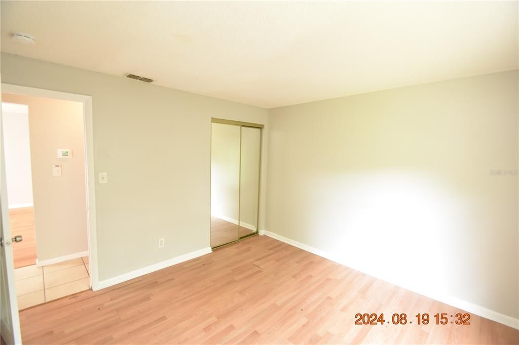 For Rent: $1,195 (2 beds, 1 baths, 705 Square Feet)