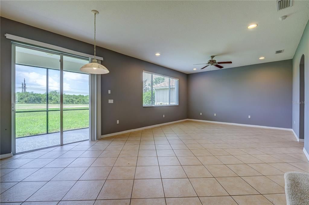 Active With Contract: $3,500 (4 beds, 3 baths, 2909 Square Feet)