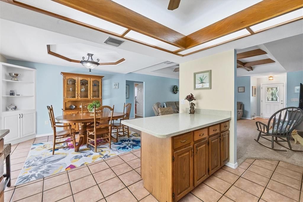 Active With Contract: $359,000 (3 beds, 2 baths, 1532 Square Feet)