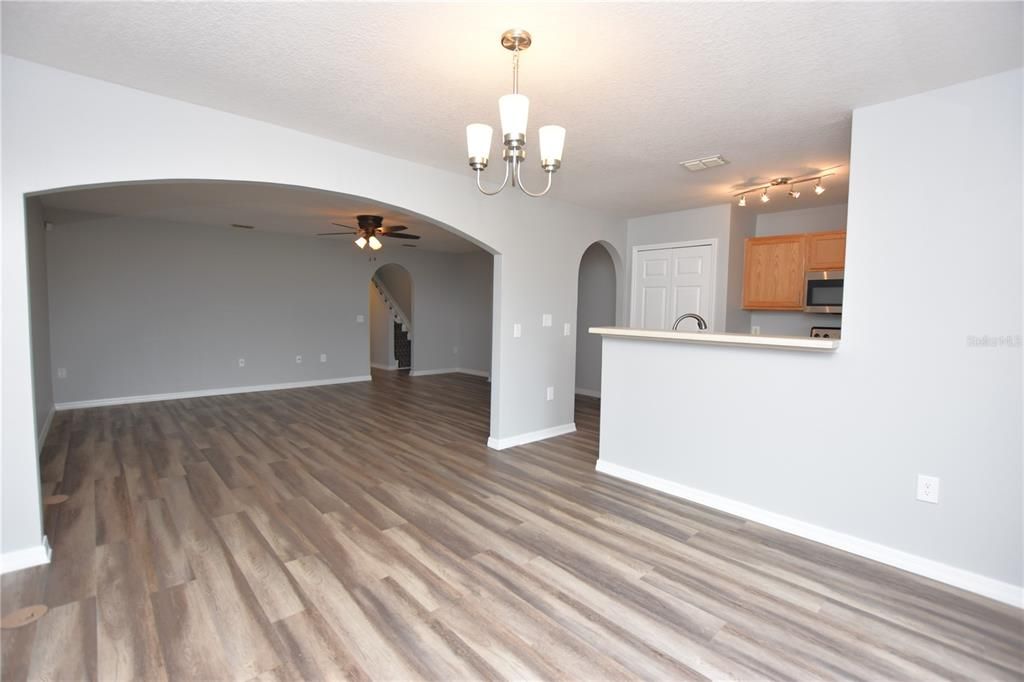 For Rent: $1,760 (3 beds, 2 baths, 1771 Square Feet)