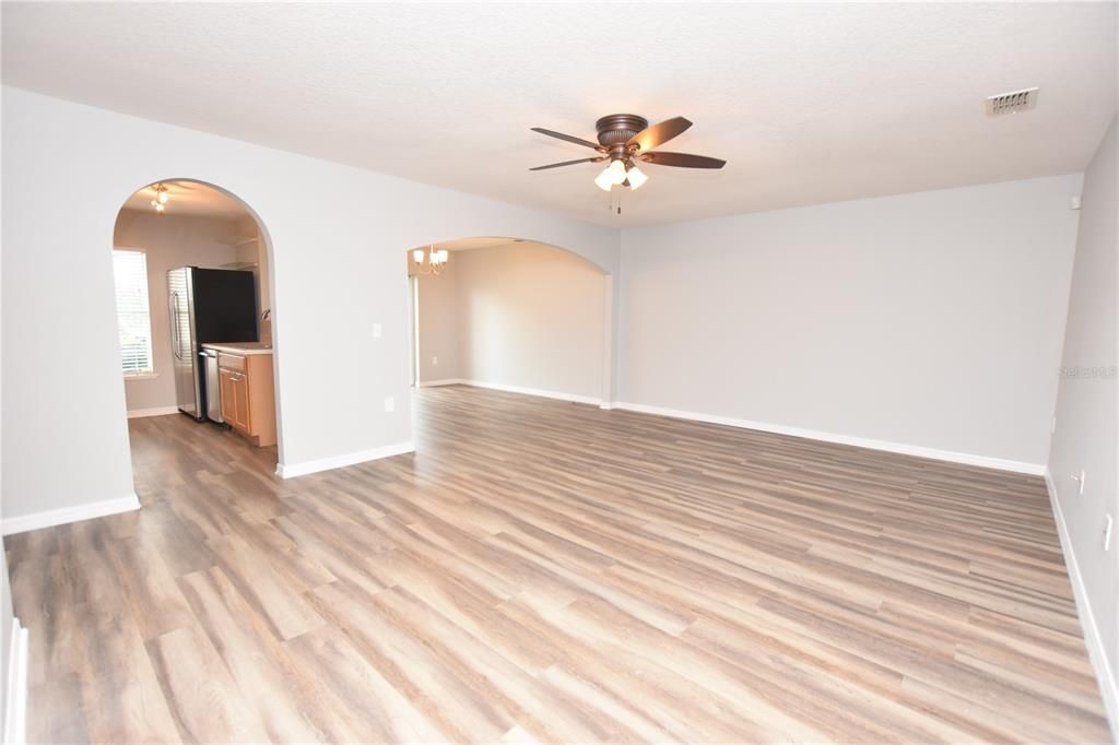 For Rent: $1,760 (3 beds, 2 baths, 1771 Square Feet)