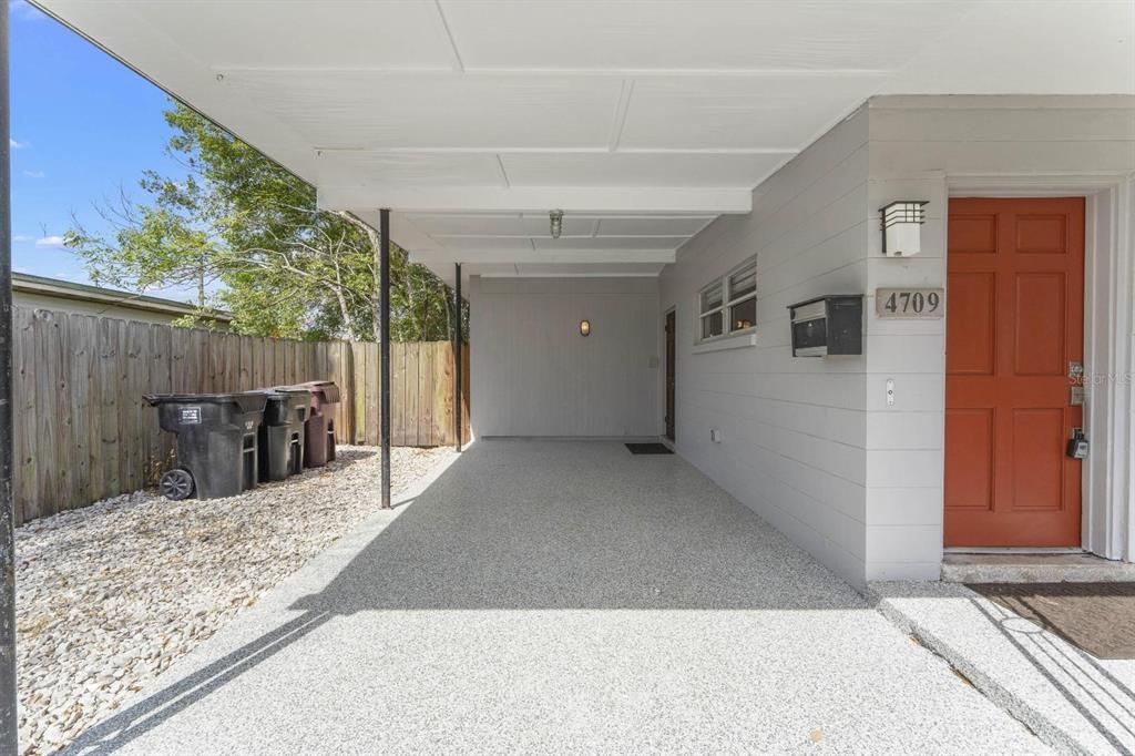 Active With Contract: $2,400 (3 beds, 2 baths, 1260 Square Feet)