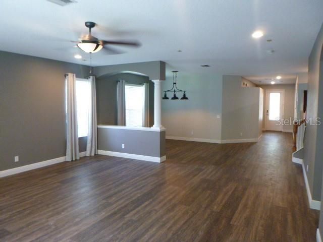 For Rent: $3,100 (3 beds, 2 baths, 2538 Square Feet)