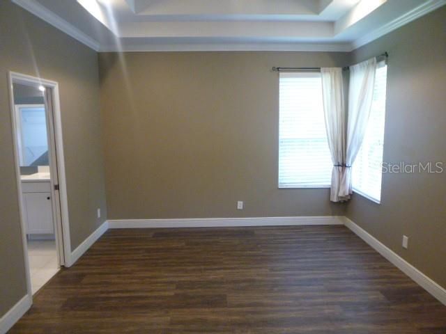 For Rent: $3,100 (3 beds, 2 baths, 2538 Square Feet)