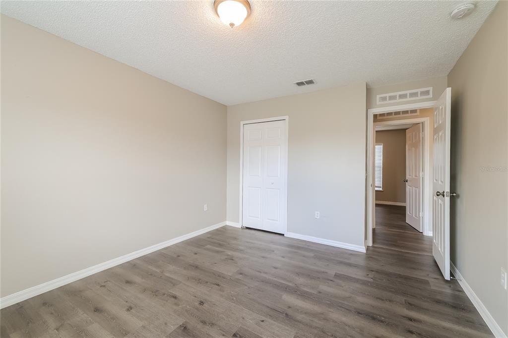 For Rent: $2,205 (4 beds, 2 baths, 2200 Square Feet)