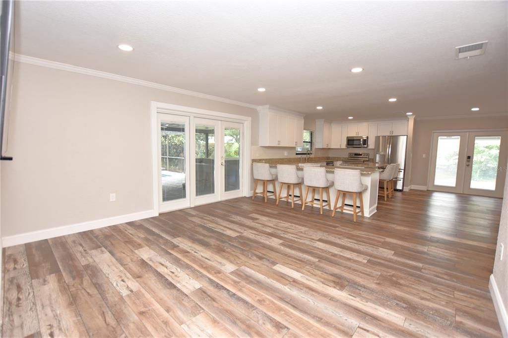 Active With Contract: $500,000 (4 beds, 3 baths, 2636 Square Feet)