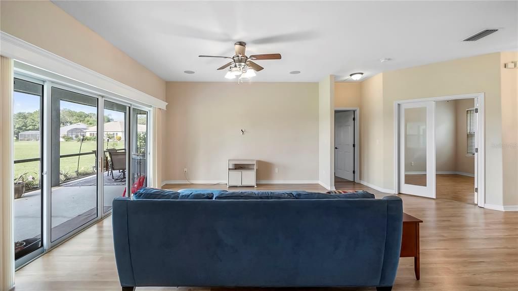 Active With Contract: $439,900 (3 beds, 2 baths, 2078 Square Feet)