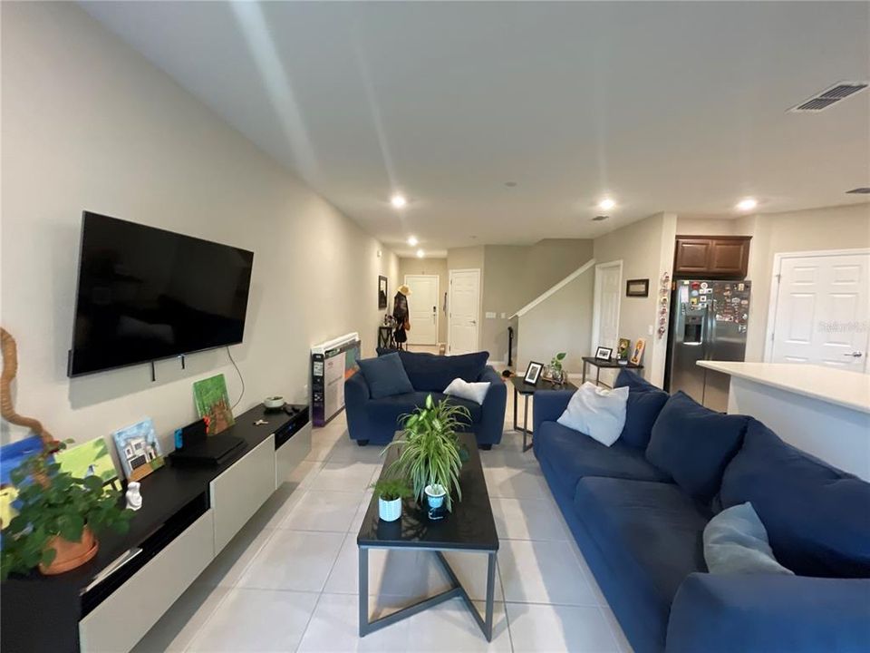 For Sale: $336,500 (3 beds, 2 baths, 2019 Square Feet)