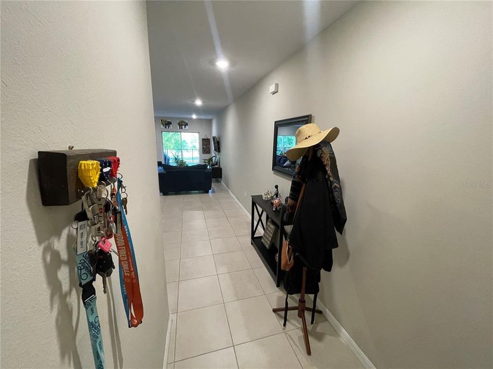 En Venta: $336,500 (3 camas, 2 baños, 2019 Pies cuadrados)