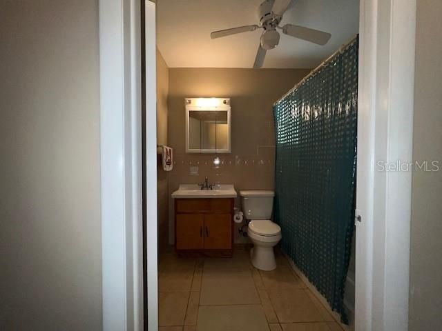 For Sale: $152,000 (1 beds, 1 baths, 720 Square Feet)