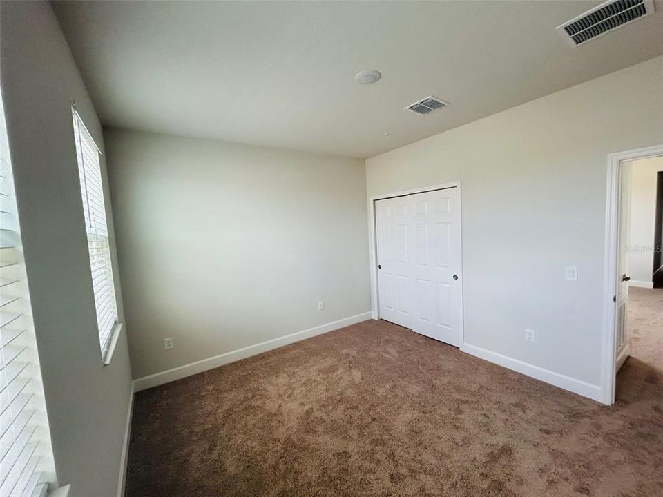 For Rent: $2,300 (3 beds, 2 baths, 2003 Square Feet)