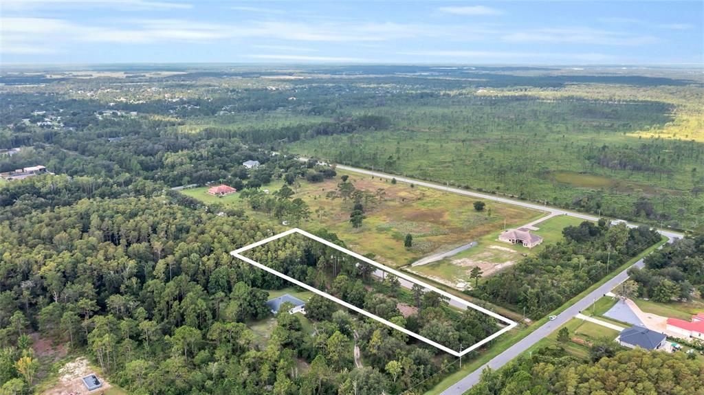 На продажу: $250,000 (2.60 acres)