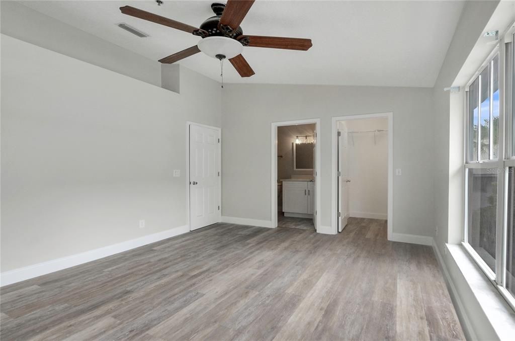 Bedroom 2 with bathroom