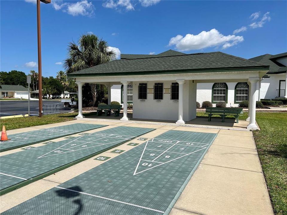 shuffle board