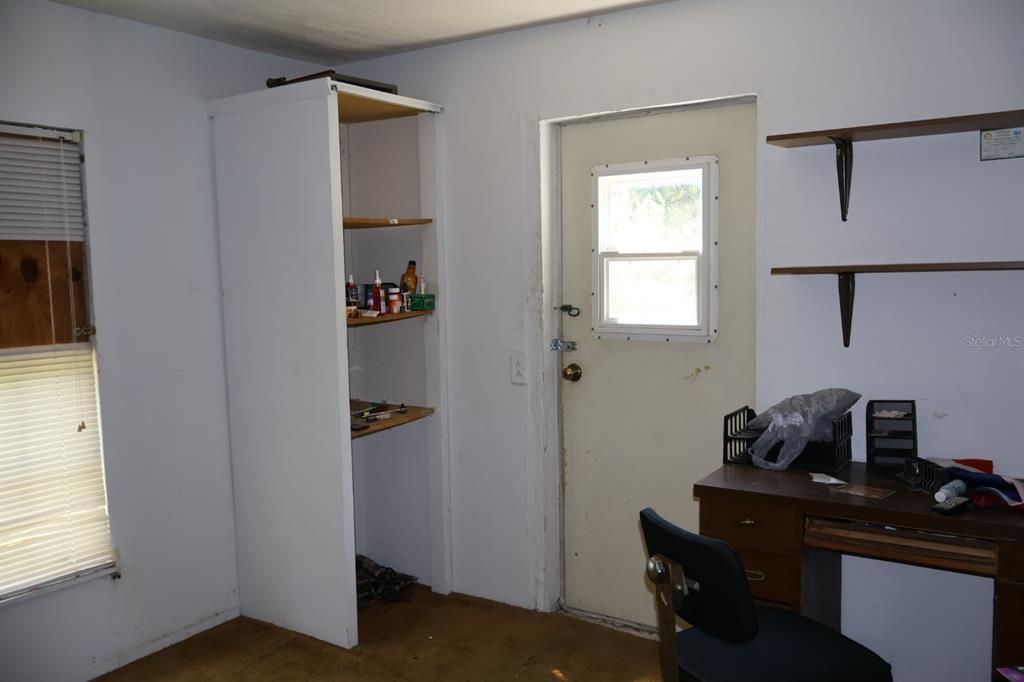 For Sale: $85,000 (3 beds, 2 baths, 1242 Square Feet)