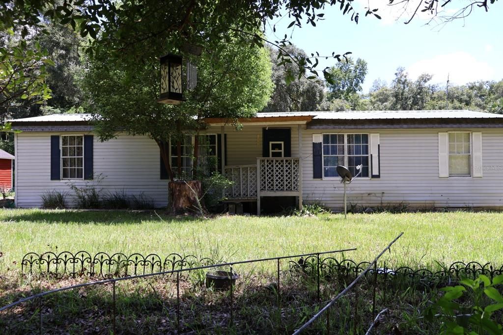 For Sale: $85,000 (3 beds, 2 baths, 1242 Square Feet)