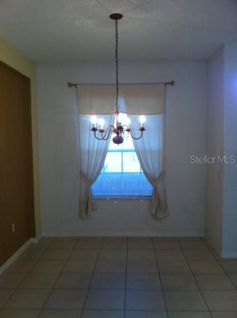 For Rent: $1,895 (3 beds, 2 baths, 1650 Square Feet)