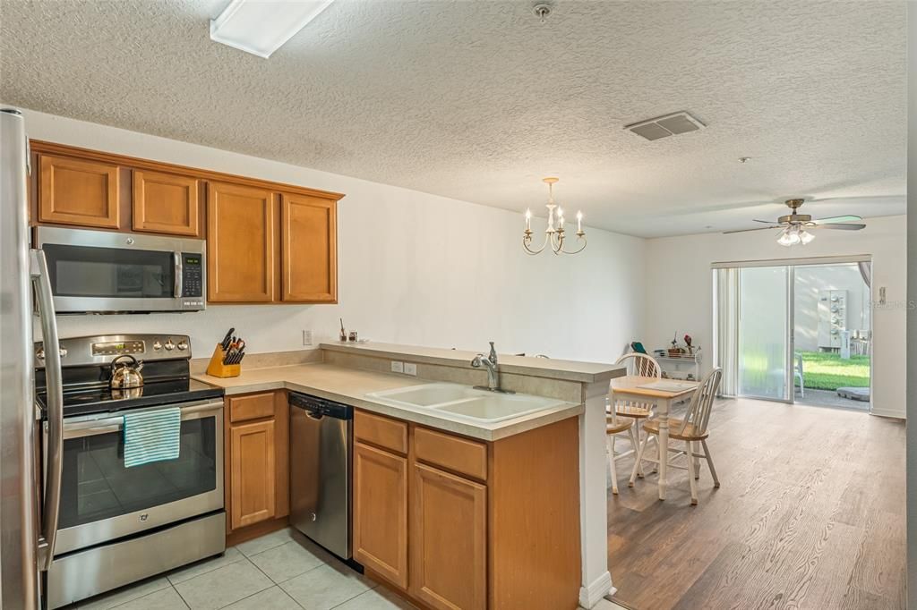 Kitchen with bar area