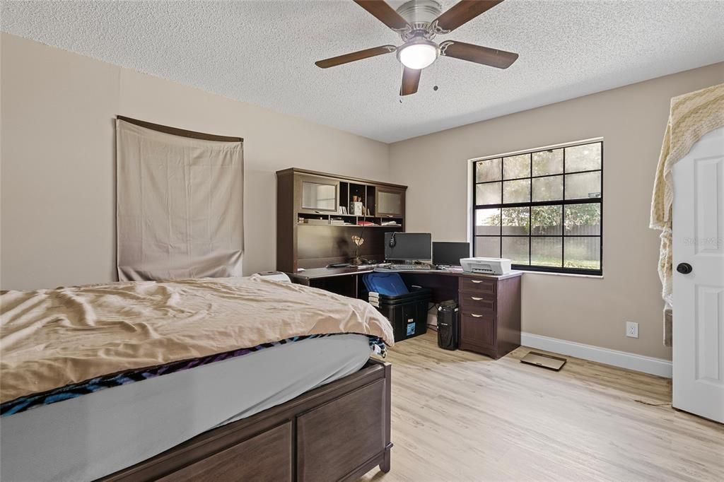 For Sale: $287,000 (3 beds, 2 baths, 1526 Square Feet)