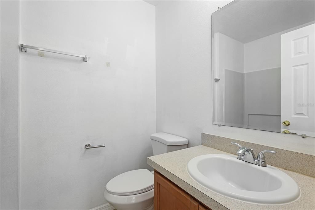 Active With Contract: $2,000 (2 beds, 2 baths, 1092 Square Feet)